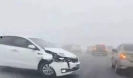 小车相撞的爆料视频大全,事故瞬间触目惊心