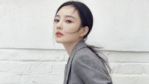 娱乐圈吃瓜的照片,揭秘明星幕后生活瞬间